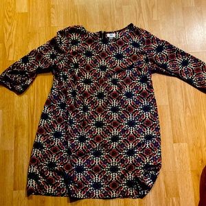 Lightweight bold pattern dress